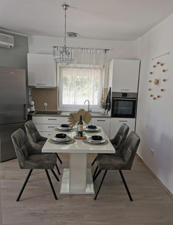 Apartman Teo Медулин Екстер'єр фото